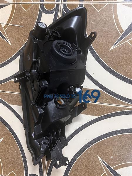 Đèn pha phải Lancer Đèn pha phải Lancer