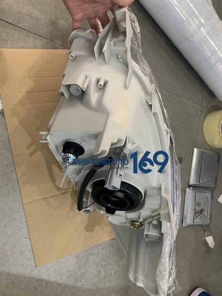 Đèn pha phải Yaris Đèn pha phải Yaris