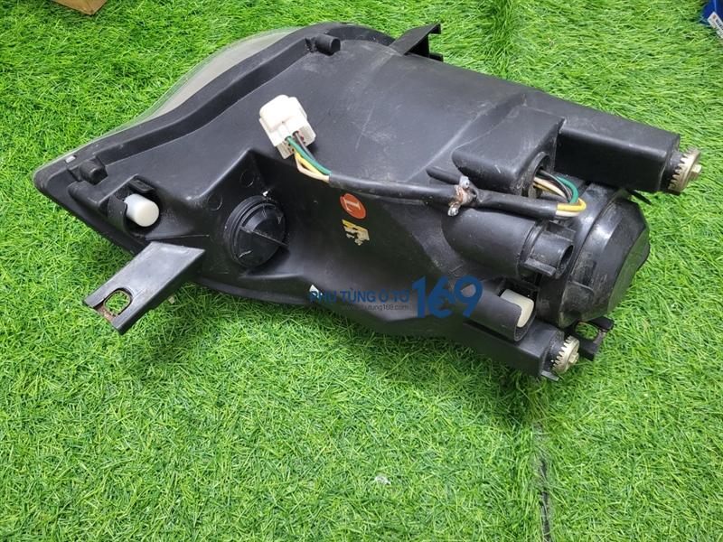 Đèn pha phải Vinaxuki 5 chỗ Đèn pha phải Vinaxuki 5 chỗ