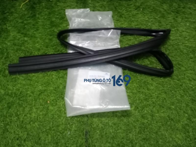 Gioăng trượt kính trước i10 Grand Gioăng trượt kính trước i10 Grand