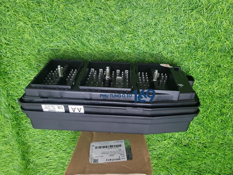 Hộp cầu chì khoang động cơ Captiva Hộp cầu chì khoang động cơ Captiva