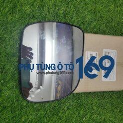 Mặt gương chiếu hậu phải Innova