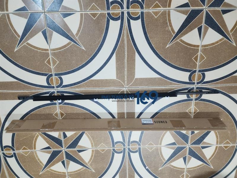 Nẹp chân kính cánh cửa ngoài Accord Nẹp chân kính cánh cửa ngoài Accord