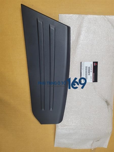 Ốp cản sau Triton Ốp cản sau Triton
