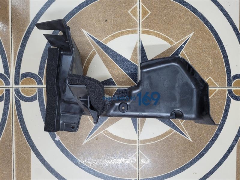 Hướng gió két nước phải Ranger XLS Hướng gió két nước phải Ranger XLS