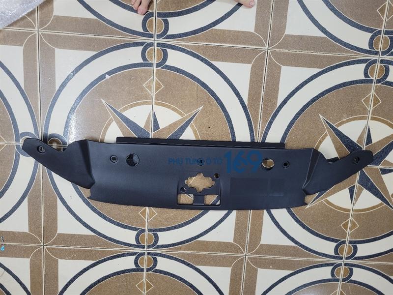 Ốp két nước phải Ranger XLS Ốp két nước phải Ranger XLS