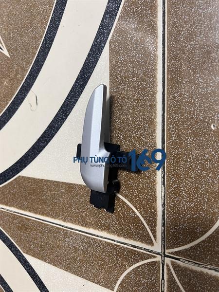 Tay mở cửa trong Pronto 7 chỗ Tay mở cửa trong Pronto 7 chỗ