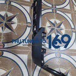 Cản trước dưới Tucson