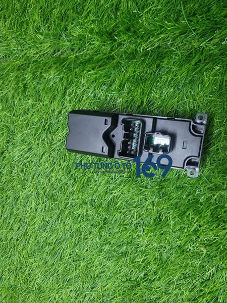 Công tắc lên xuống kính Lifan 520 Công tắc lên xuống kính Lifan 520