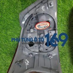 Đèn hậu bên phải Vios