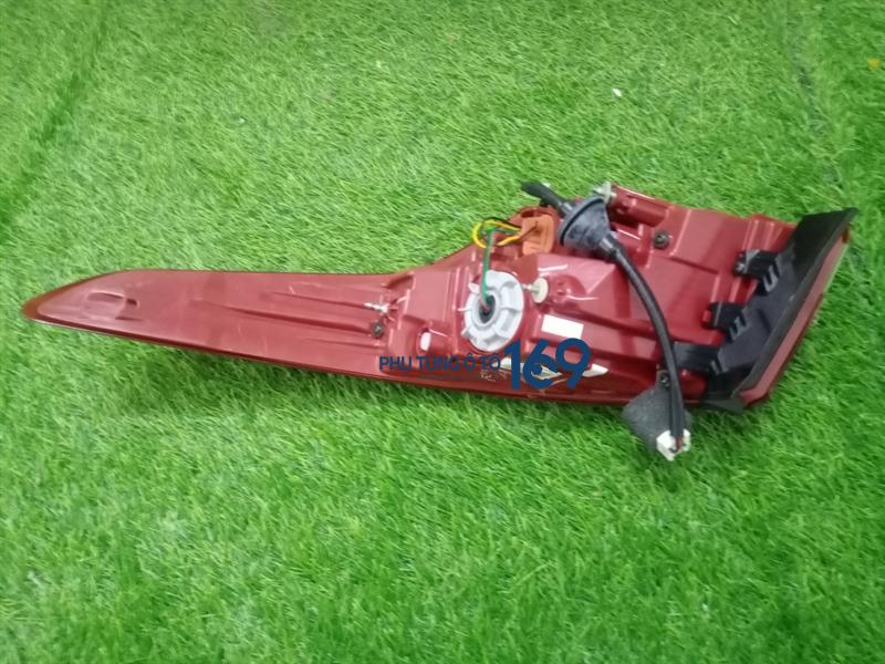 Đèn hậu Accent có led Đèn hậu Accent có led