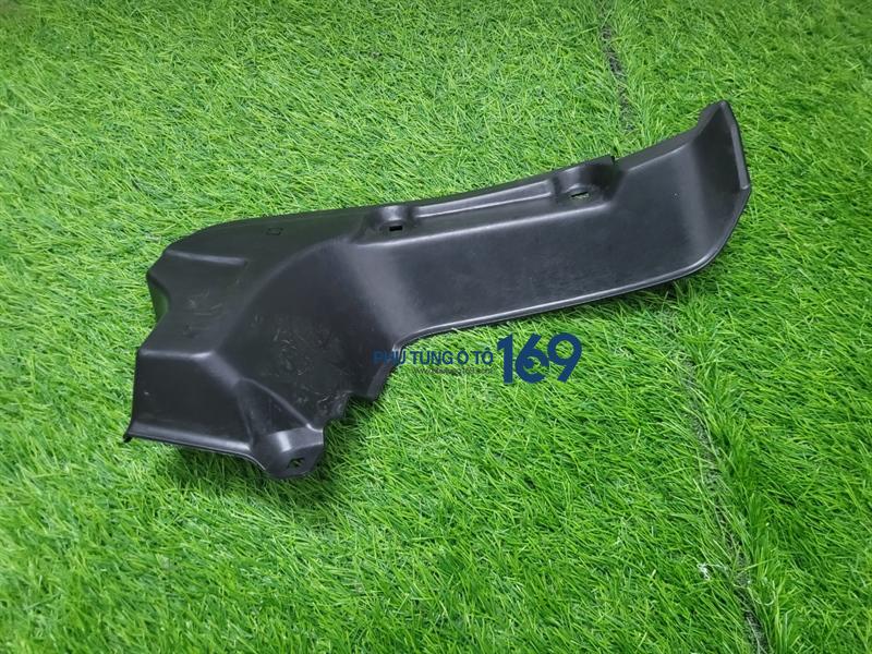 Lòng dè sau Innova Lòng dè sau Innova