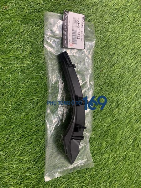 Ốp góc kính chắn gió Mazda 6 Ốp góc kính chắn gió Mazda 6