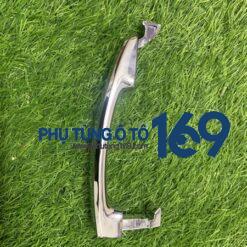 Tay mở cửa ngoài sau Gentra