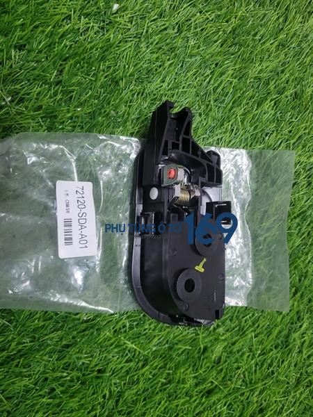 Tay mở trong phải Accord Tay mở trong phải Accord