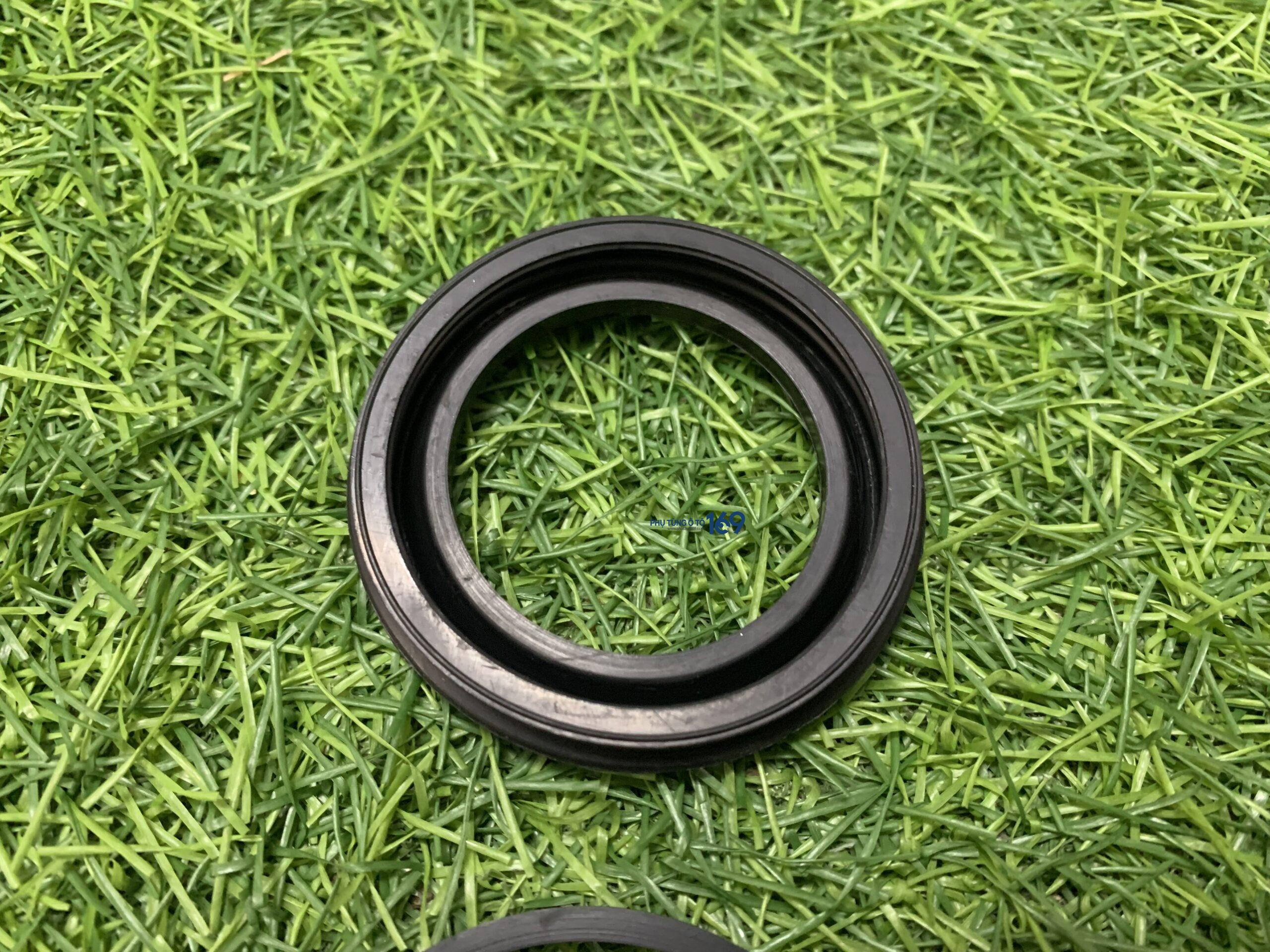 Cuppen chụp bụi phanh trước Ertiga Cuppen chụp bụi phanh trước Ertiga