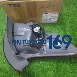 Đèn hậu ngoài phải Venza