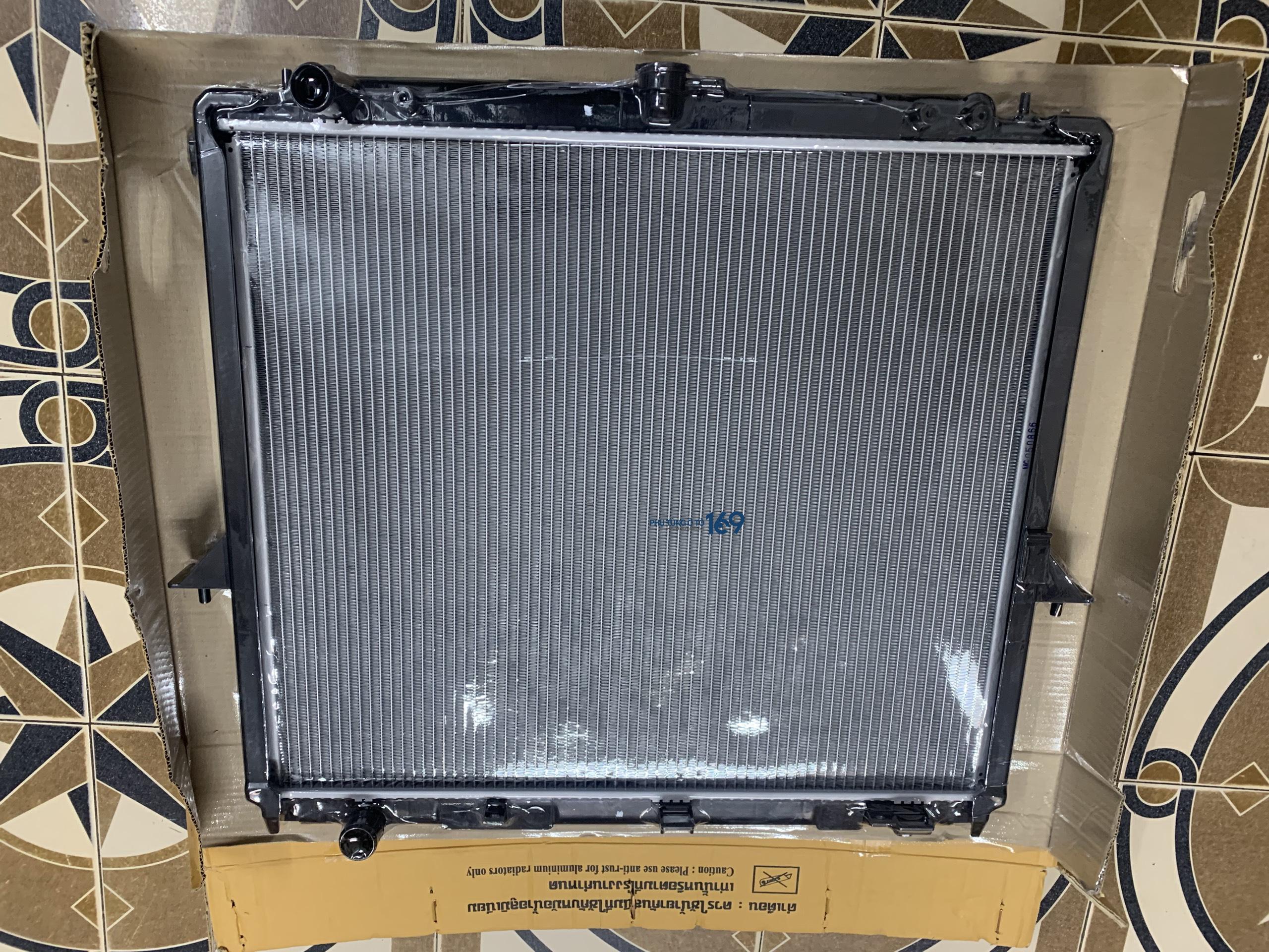 Két nước số sàn Navara Két nước số sàn Navara