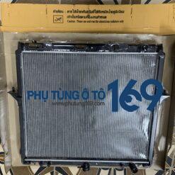 Két nước số sàn Navara