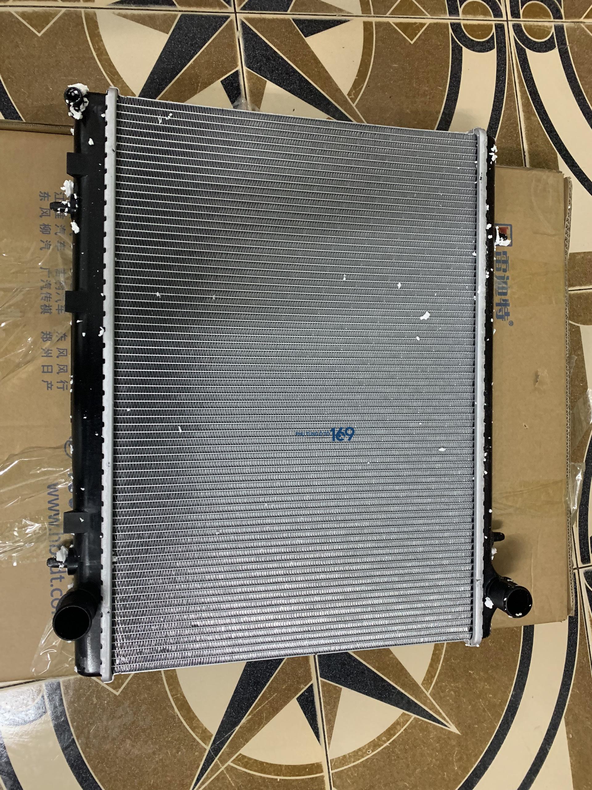 Két nước số sàn Peugeot 408 Két nước số sàn Peugeot 408