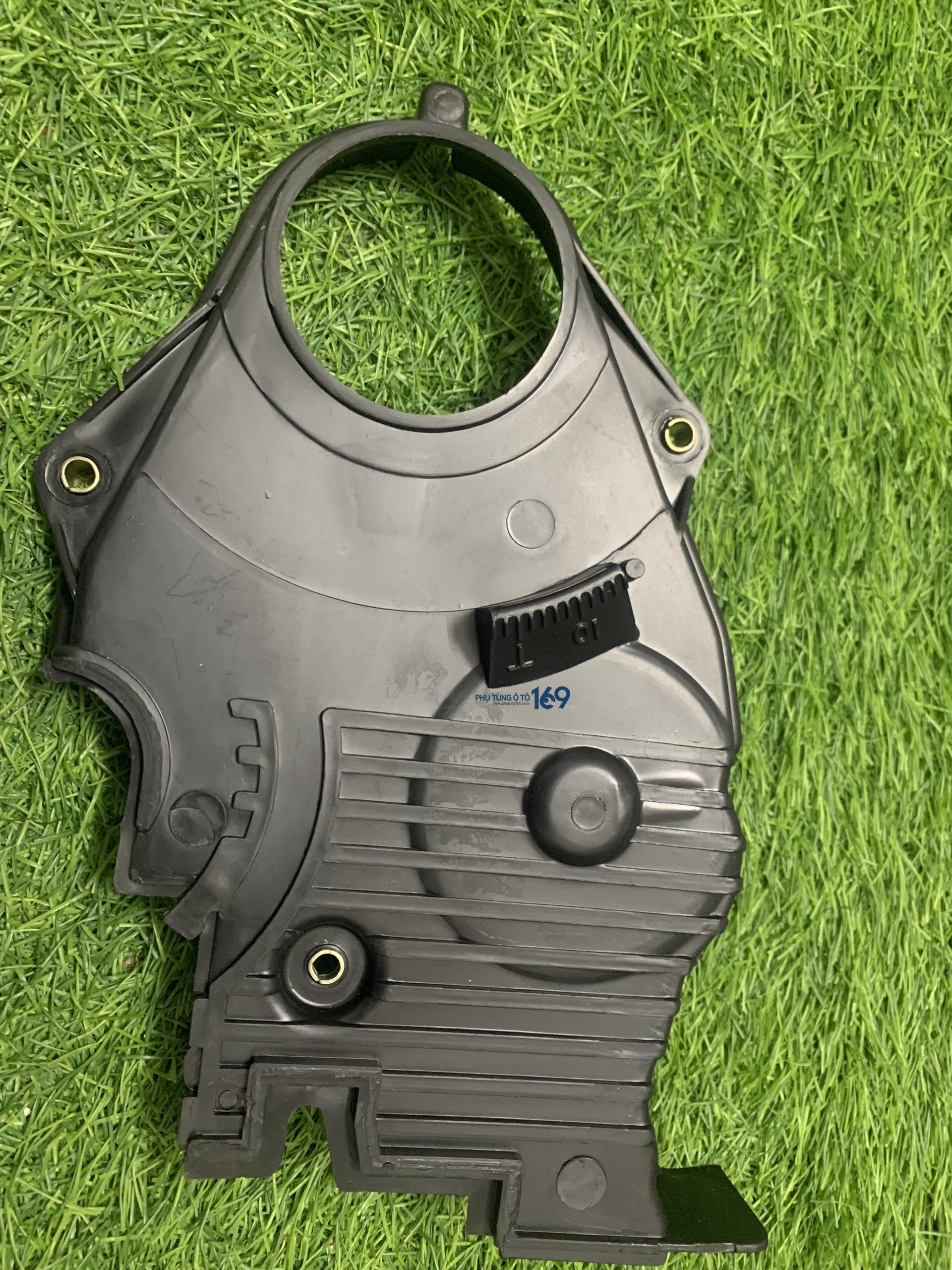 Ốp cam miếng dưới Mazda 626 Ốp cam miếng dưới Mazda 626