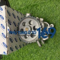 Bơm dầu động cơ Bt50