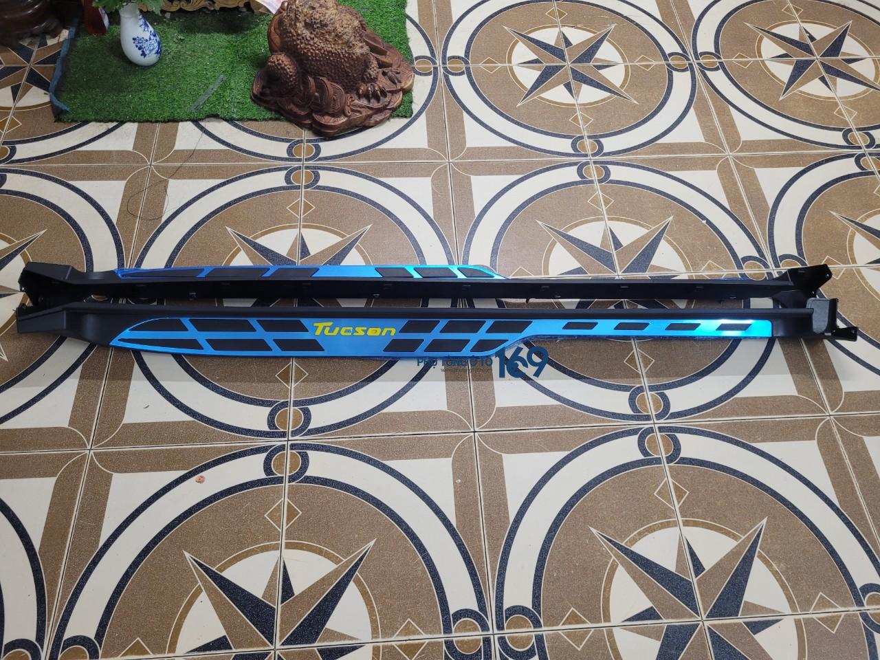 Bệ dẫm bước chân Tucson Bệ dẫm bước chân Tucson