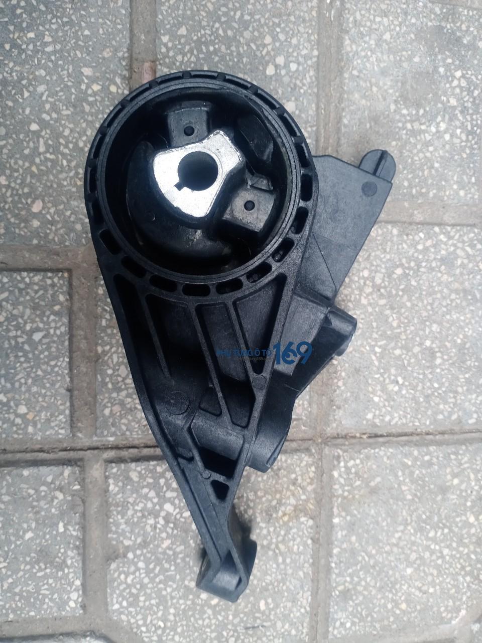 Chân máy trước Orlando Chân máy trước Orlando