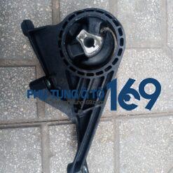 Chân máy trước Orlando