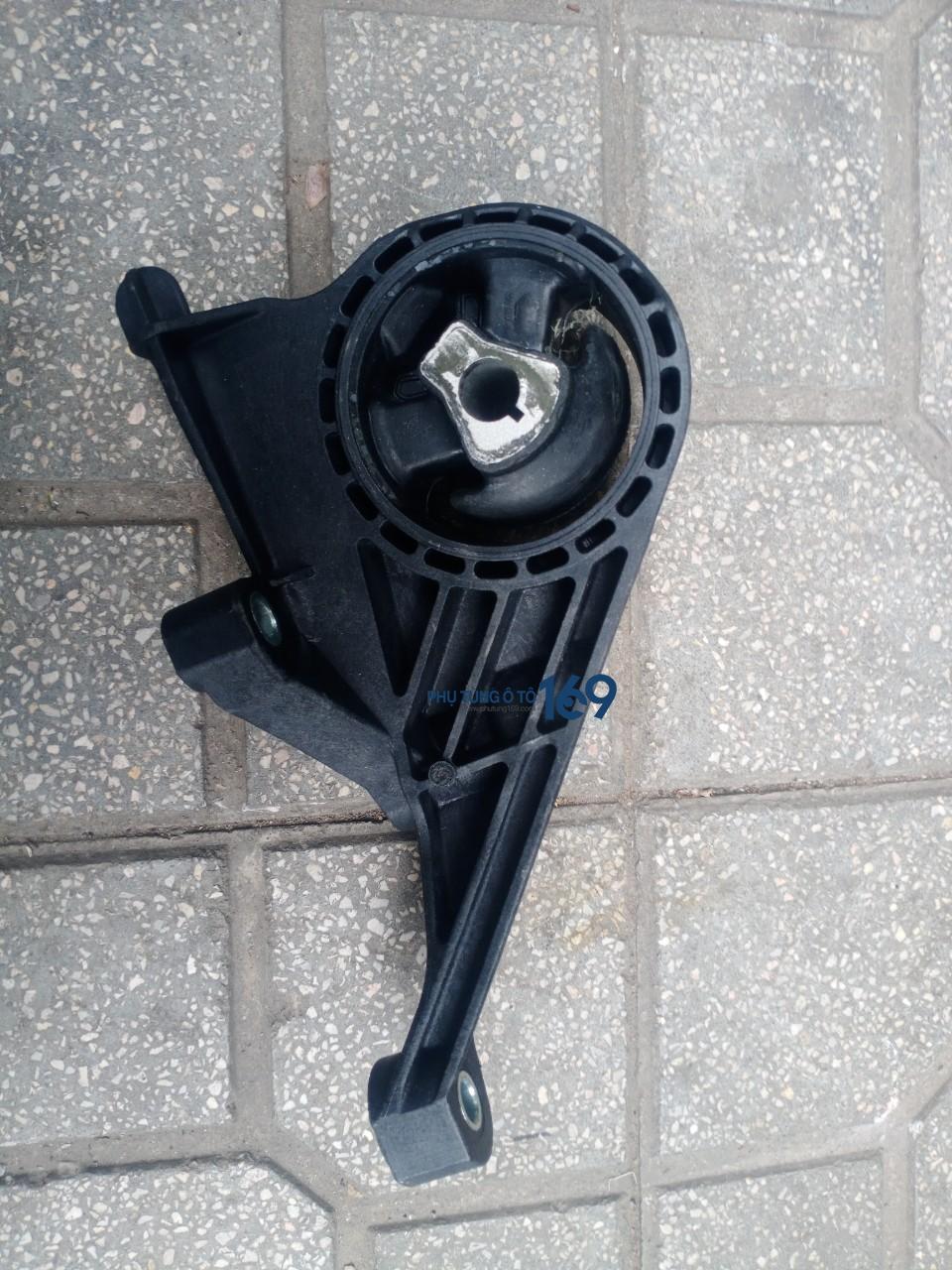 Chân máy trước Orlando Chân máy trước Orlando