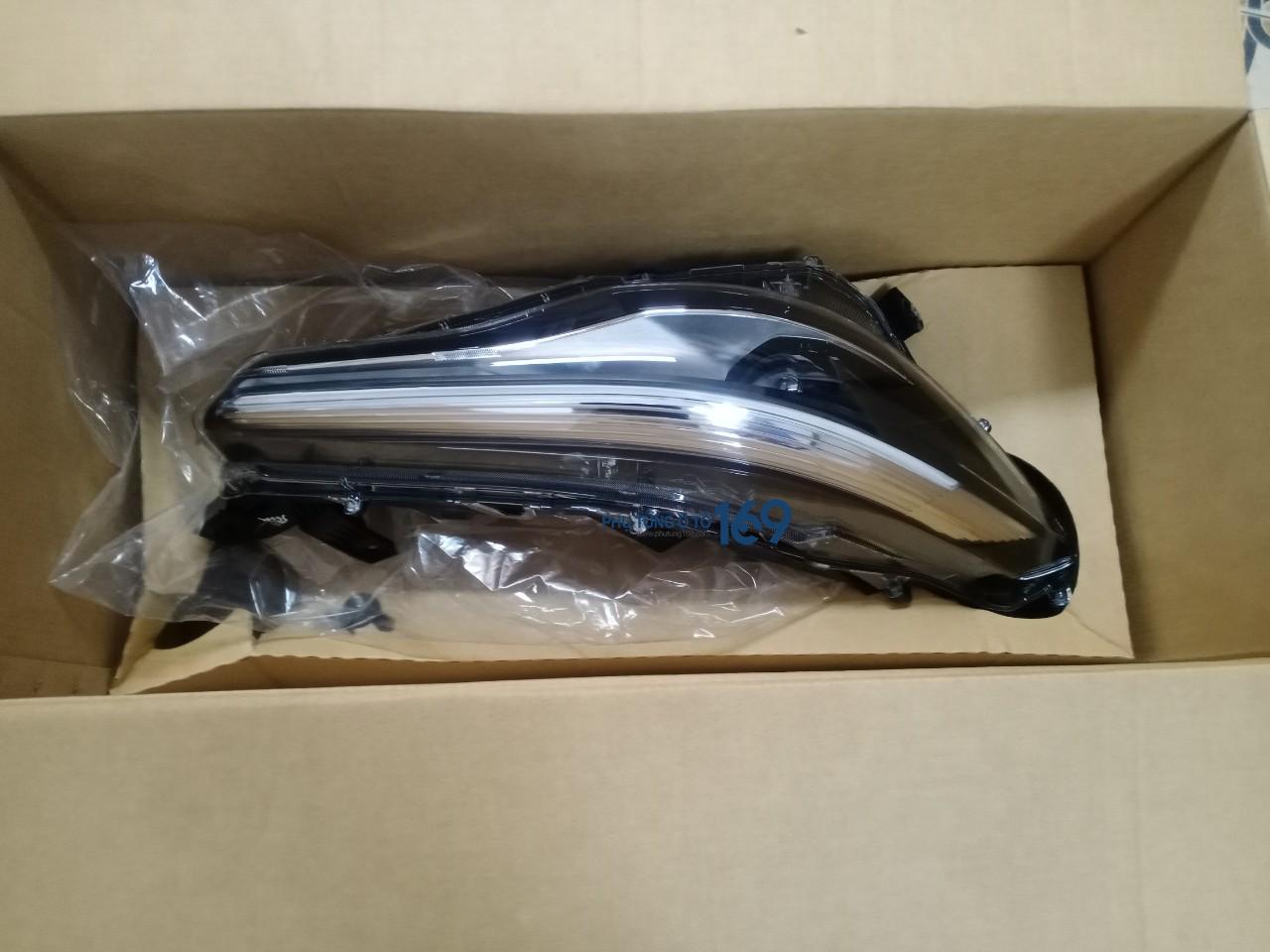 Đèn pha Corolla Cross mí trắng Đèn pha Corolla Cross mí trắng