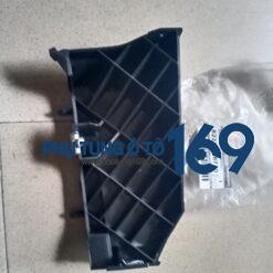 Phe cài cản trước Navara