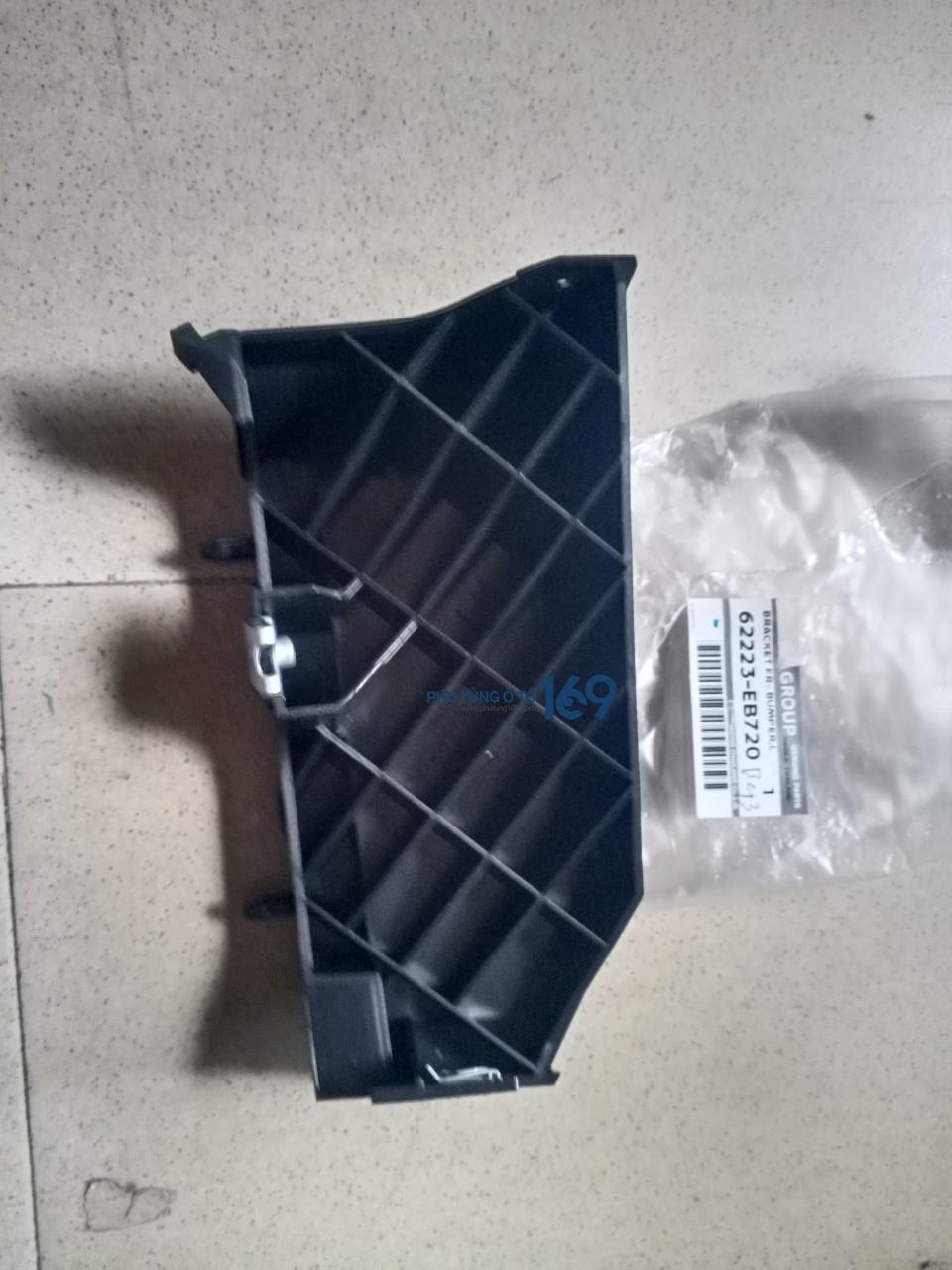 Phe cài cản trước Navara Phe cài cản trước Navara