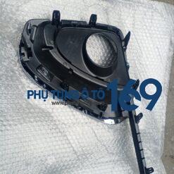 Ốp đèn gầm phải mạ Crom Fortuner