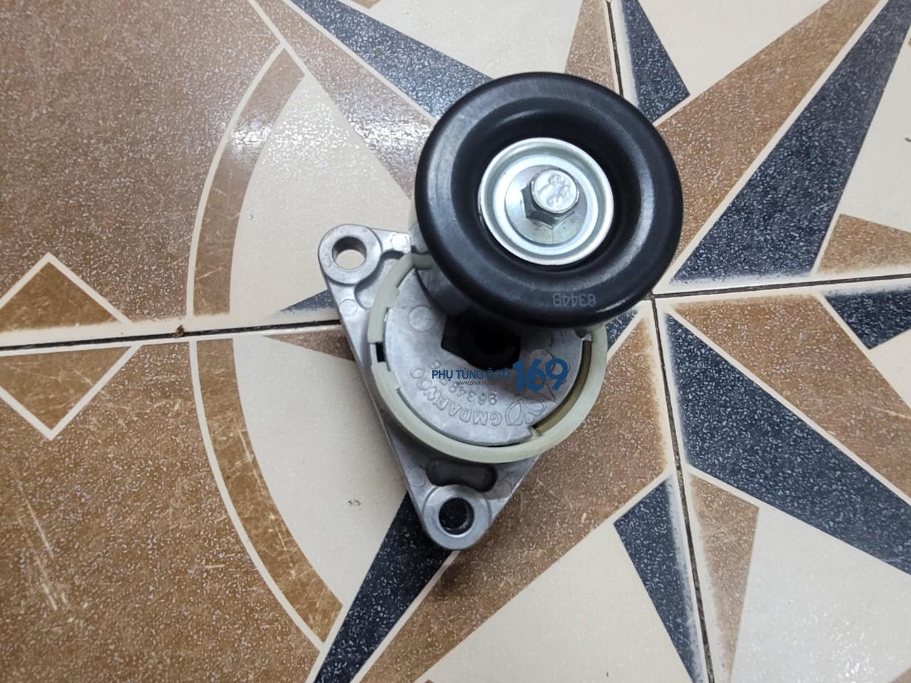 Puly tăng đai điều hòa Gentra Puly tăng đai điều hòa Gentra