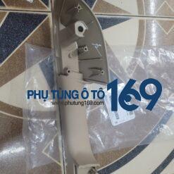 Tay đóng cửa sau phải Captiva