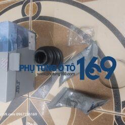 Chụp bụi láp trong Peugeot 408