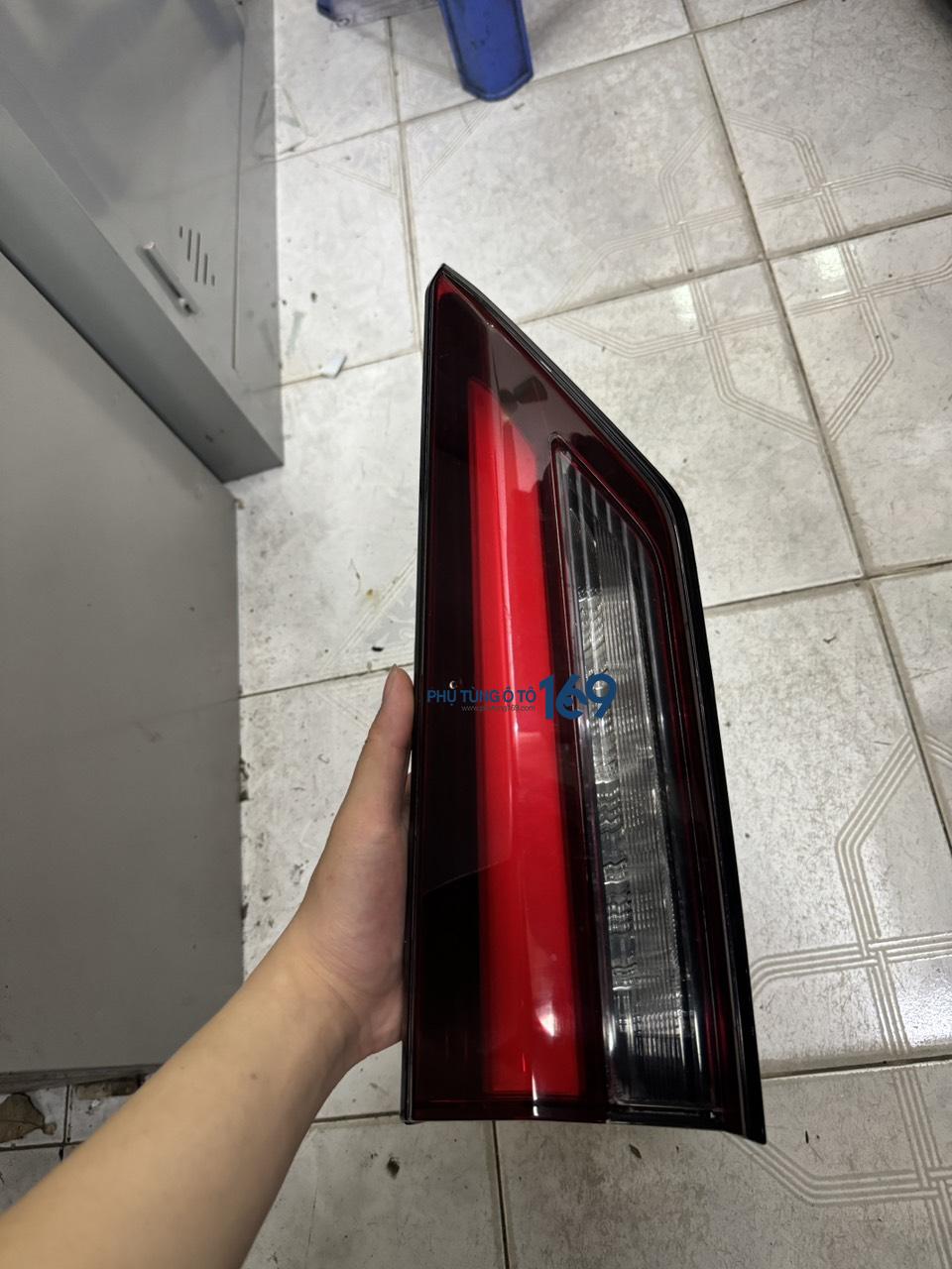 Đèn hậu trong phải Xpander Đèn hậu trong phải Xpander