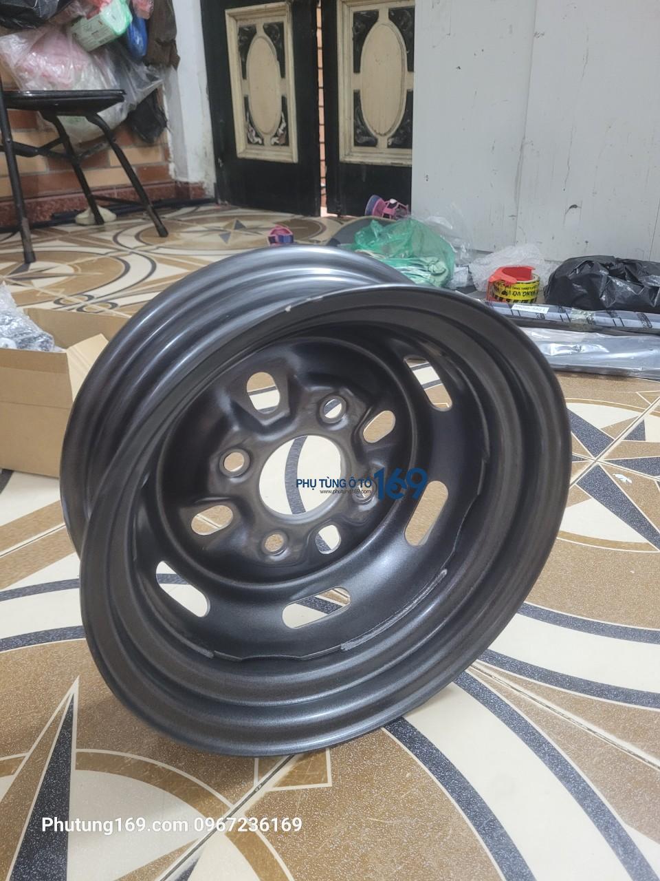 La zăng Suzuki 5 tạ La zăng Suzuki 5 tạ