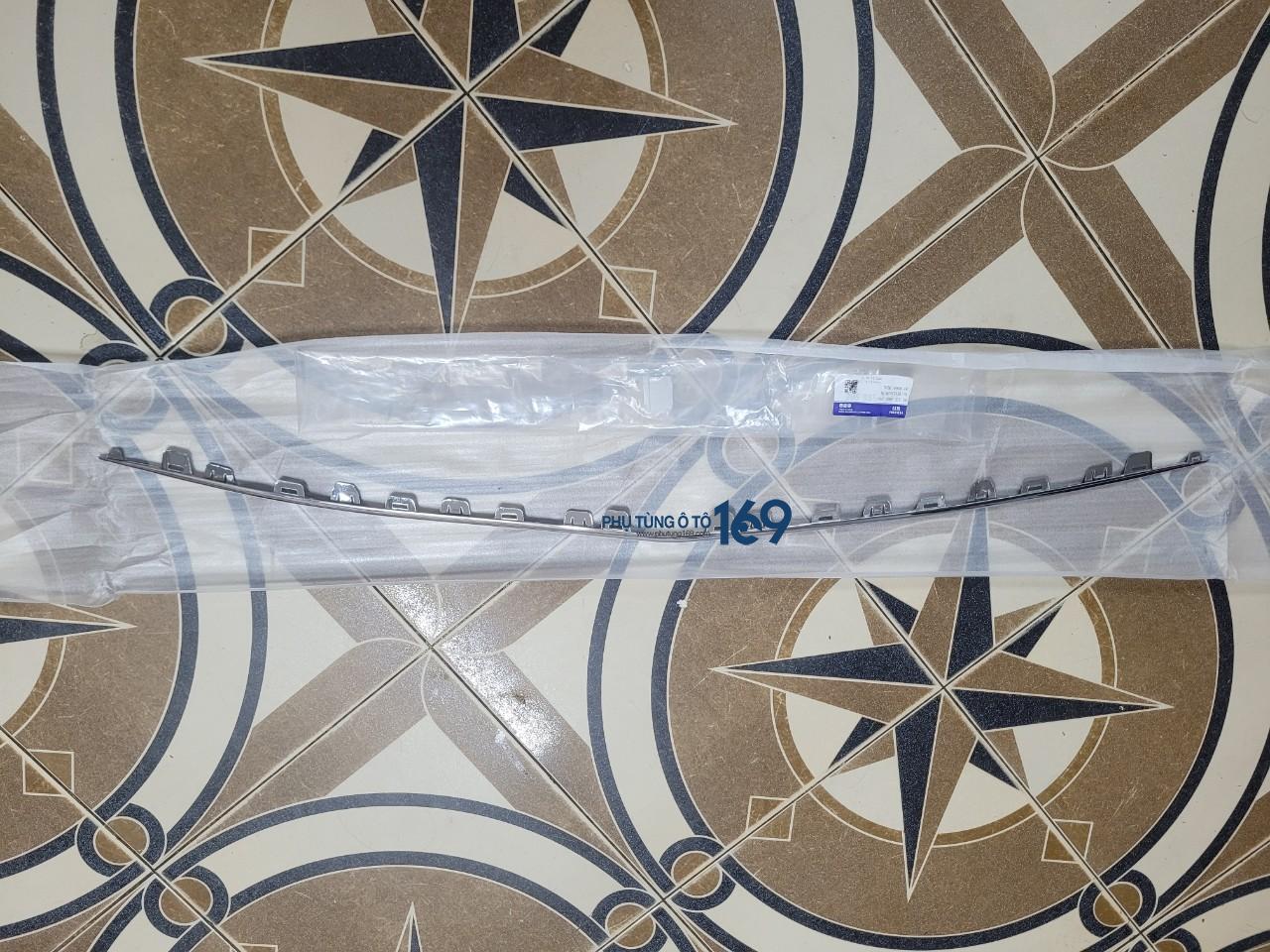 Nẹp cản trước Mercedes C200 Nẹp cản trước Mercedes C200