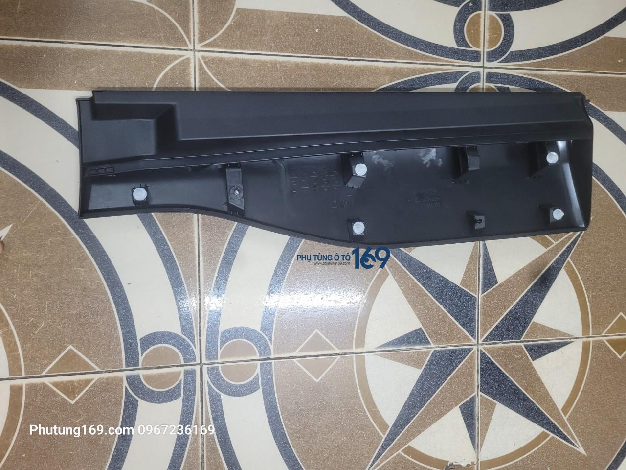 Nẹp cánh cửa Corolla Cross Nẹp cánh cửa Corolla Cross