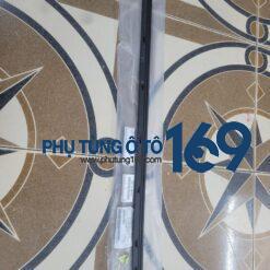 Nẹp chân kính trong Fortuner