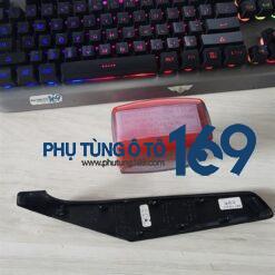 Ốp gáy gương chiếu hậu phải Kona