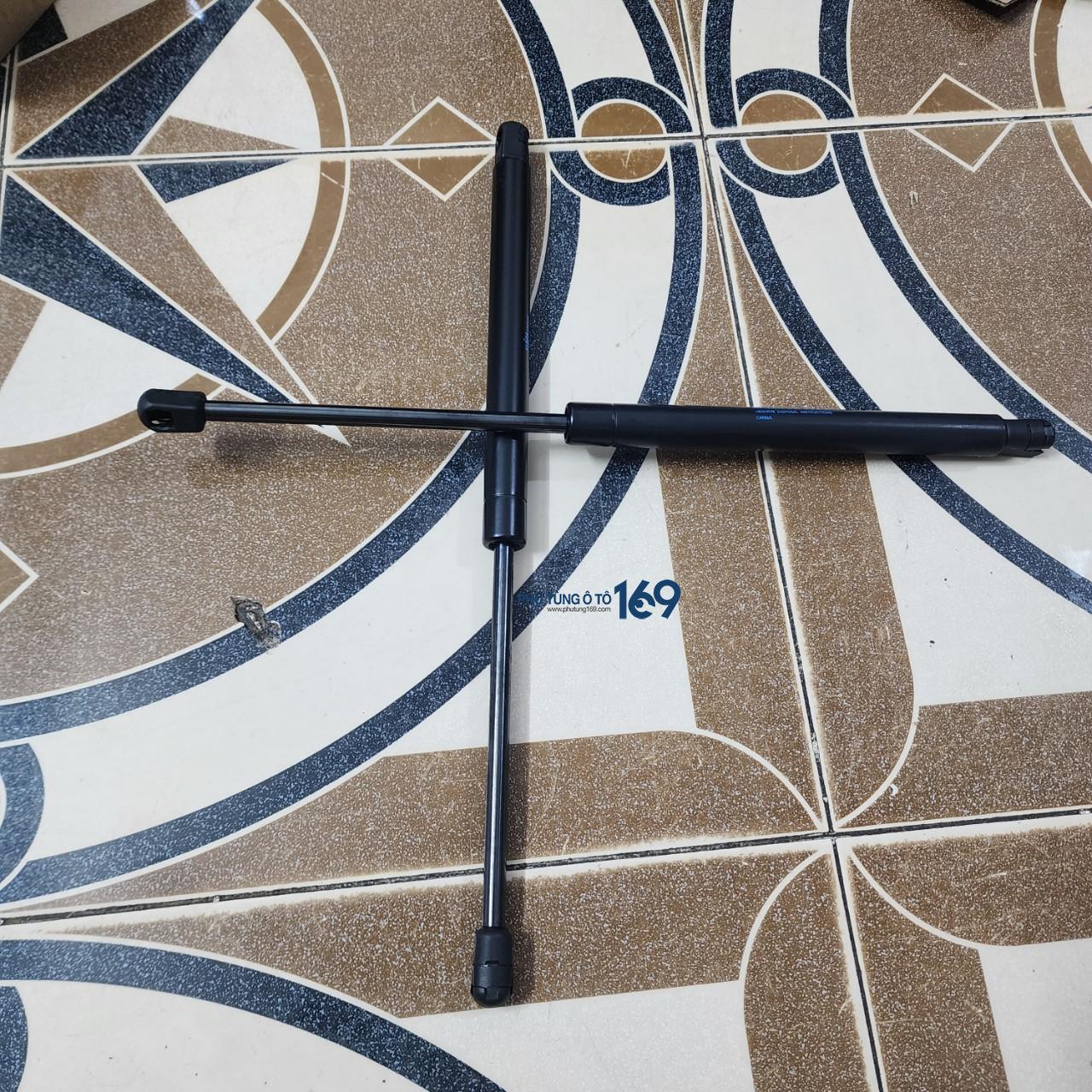 Ty chống capo Carnival Ty chống capo Carnival