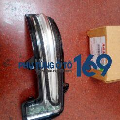 Xi nhan gương phải Ertiga