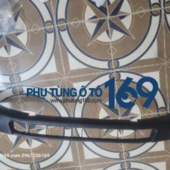 Cản trước miếng dưới Focus