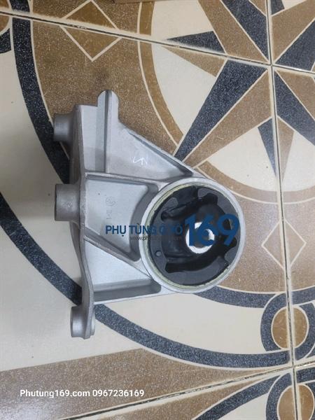 Chân máy trước Captiva Chân máy trước Captiva