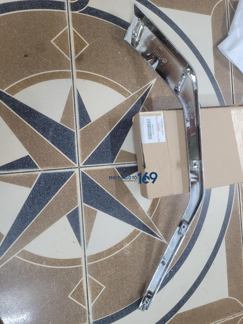 Nẹp mạ cản trước Xpander