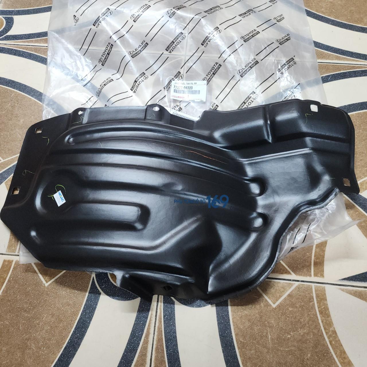 Nhựa che cổ đổ xăng Innova Nhựa che cổ đổ xăng Innova