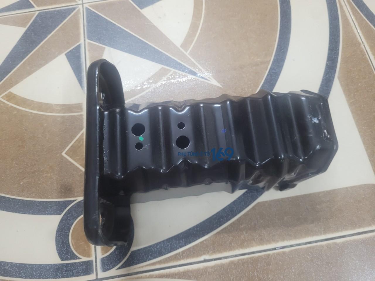 Xương đỡ cản trước Altisâ